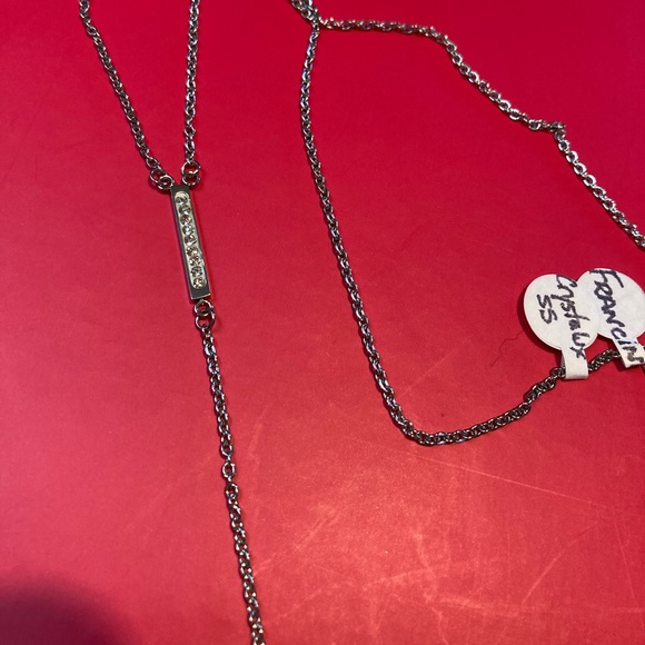 TOCARA. Francine. Crystalux and Stainless Steel. 20” + 2” - Picture 2 of 3